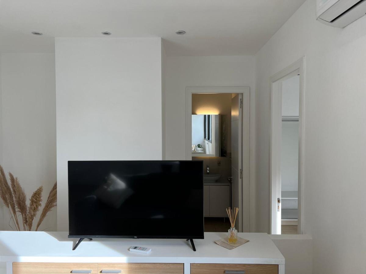Cbmona Suites Villa Mercedes Buitenkant foto