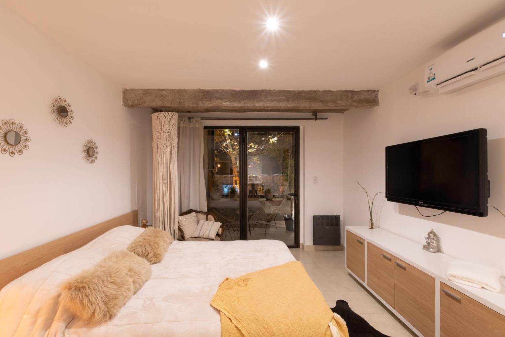 Cbmona Suites Villa Mercedes Buitenkant foto